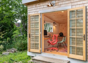 Office & storage shed, on an island in Maine